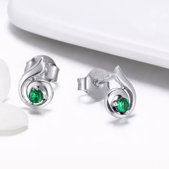 Jewelry - Sterling Silver 925 Stud Earrings